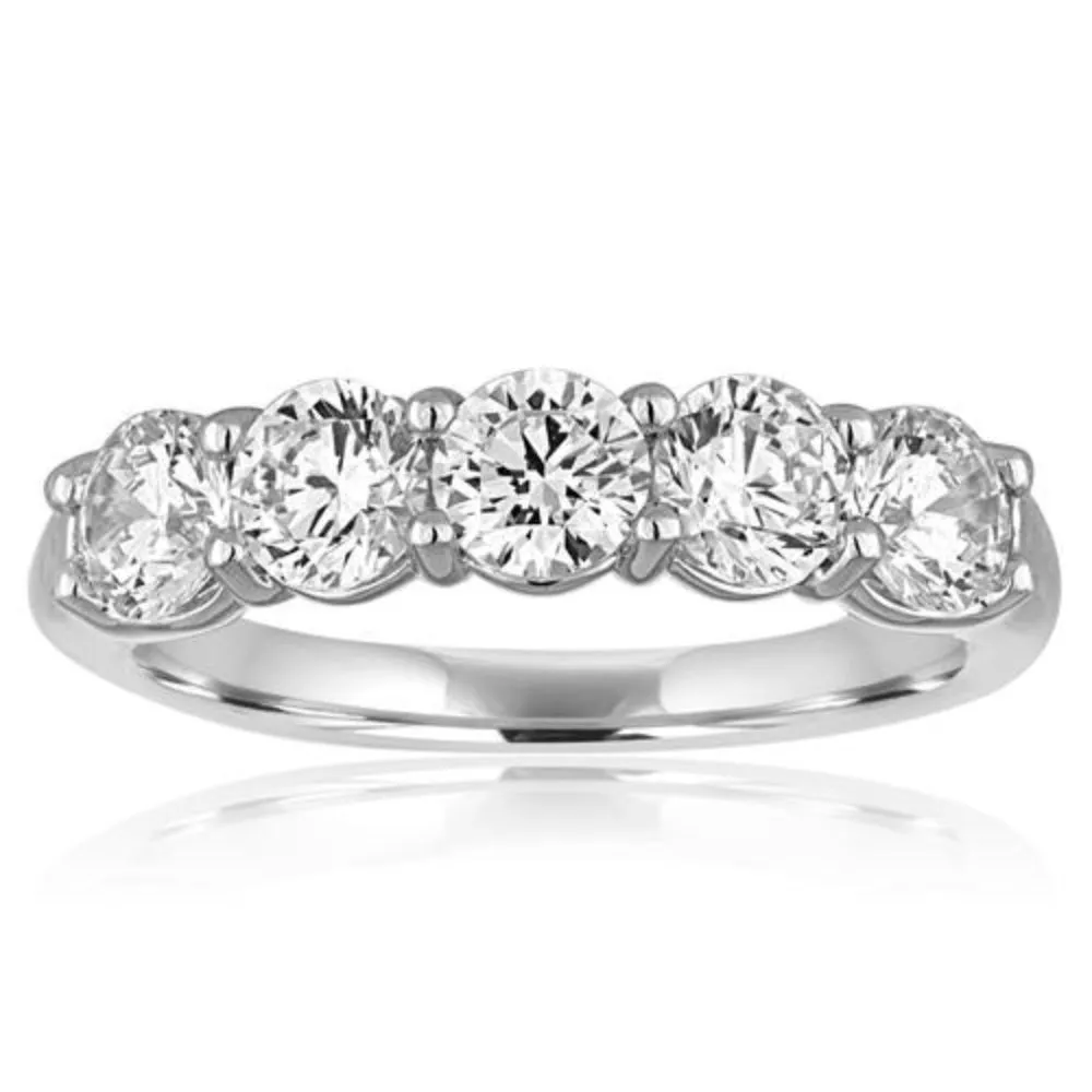 14k Round Diamond 5 Stone Shared Prong Band