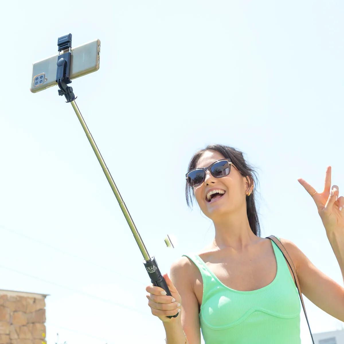 Extendable Tripod for Mobile Phone with LED and Remote Tridiex InnovaGoods