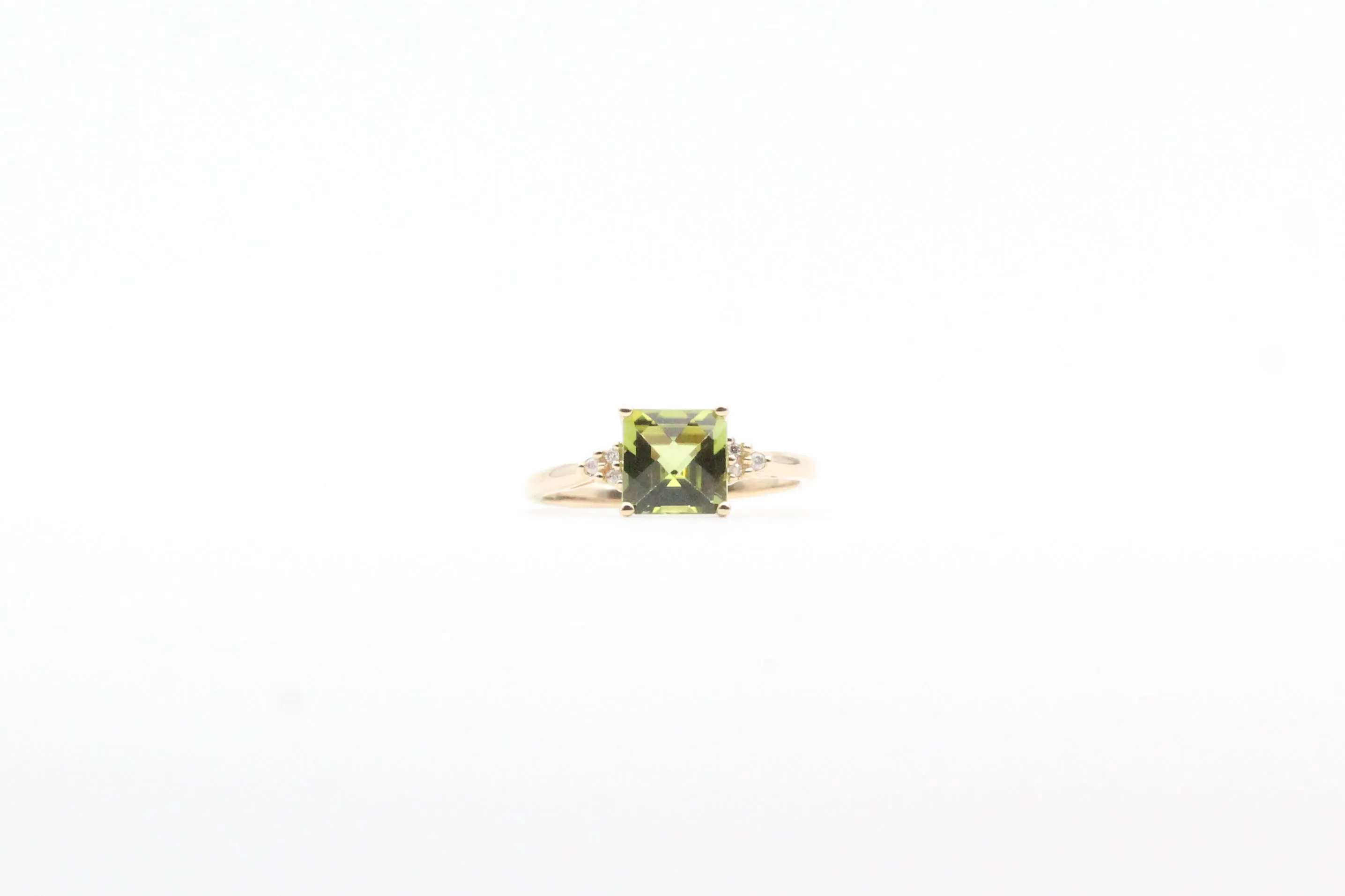 Yellow Gold Checkerboard Peridot Ring